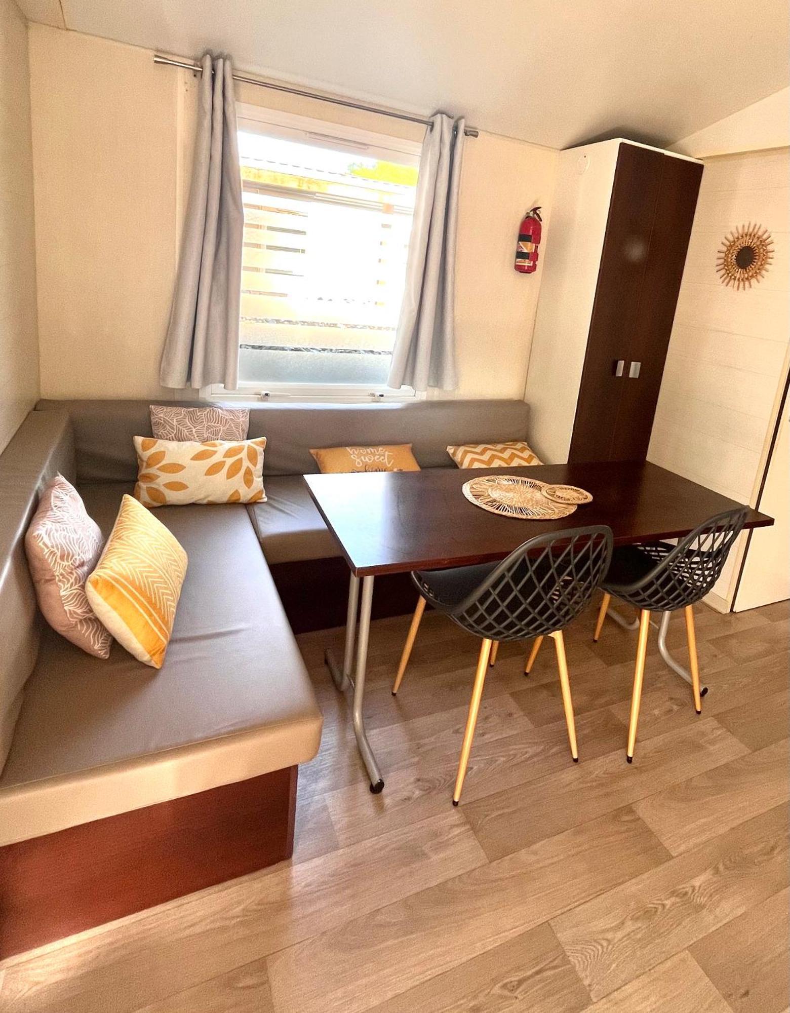 Entre Mer Et Roseaux - Piscine - Proche Centre Et Mer - Petfriendly Port-la-Nouvelle Kültér fotó